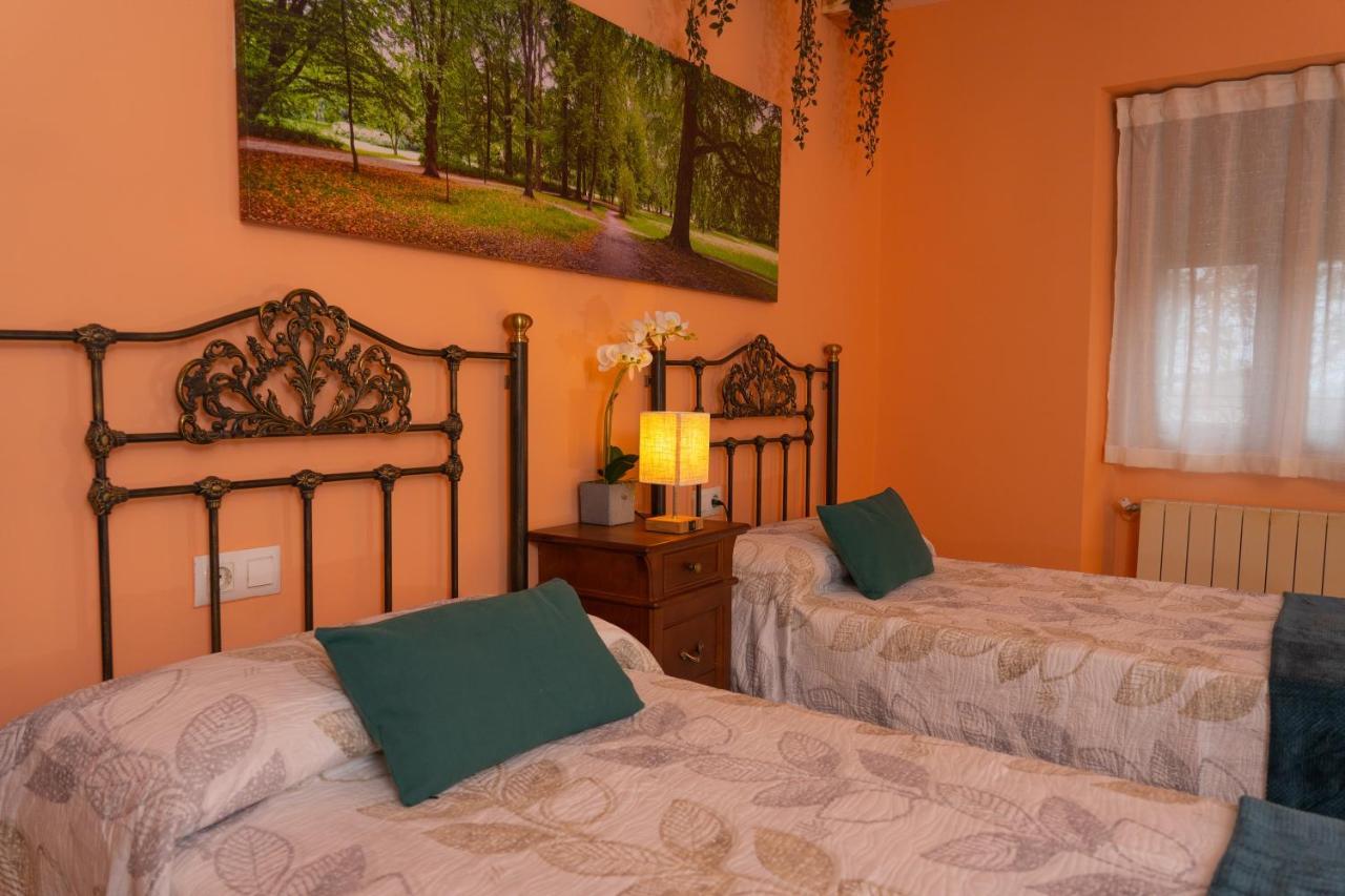 La Casa De La Abuela Mari Villa Trescasas Luaran gambar