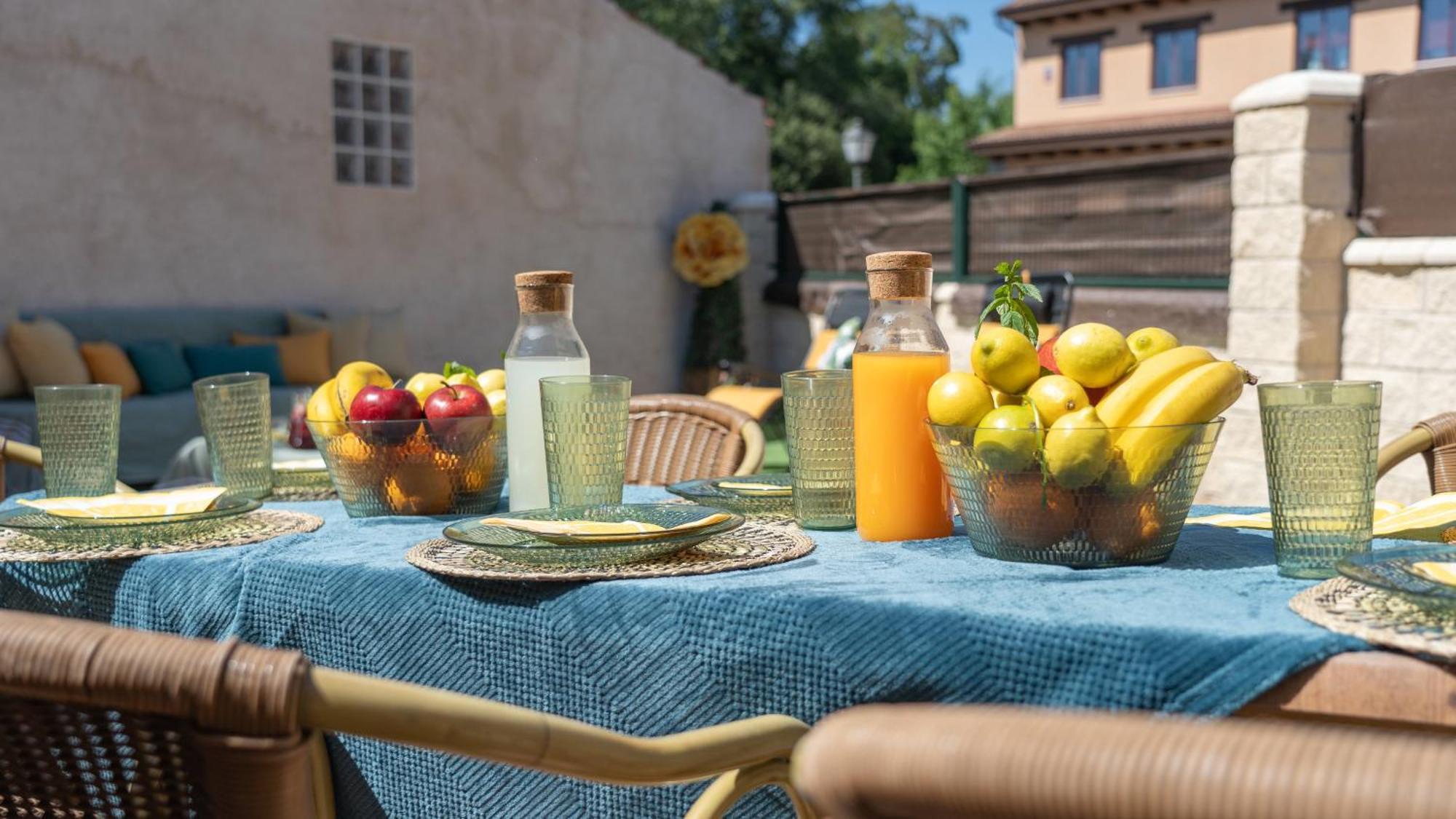La Casa De La Abuela Mari Villa Trescasas Luaran gambar