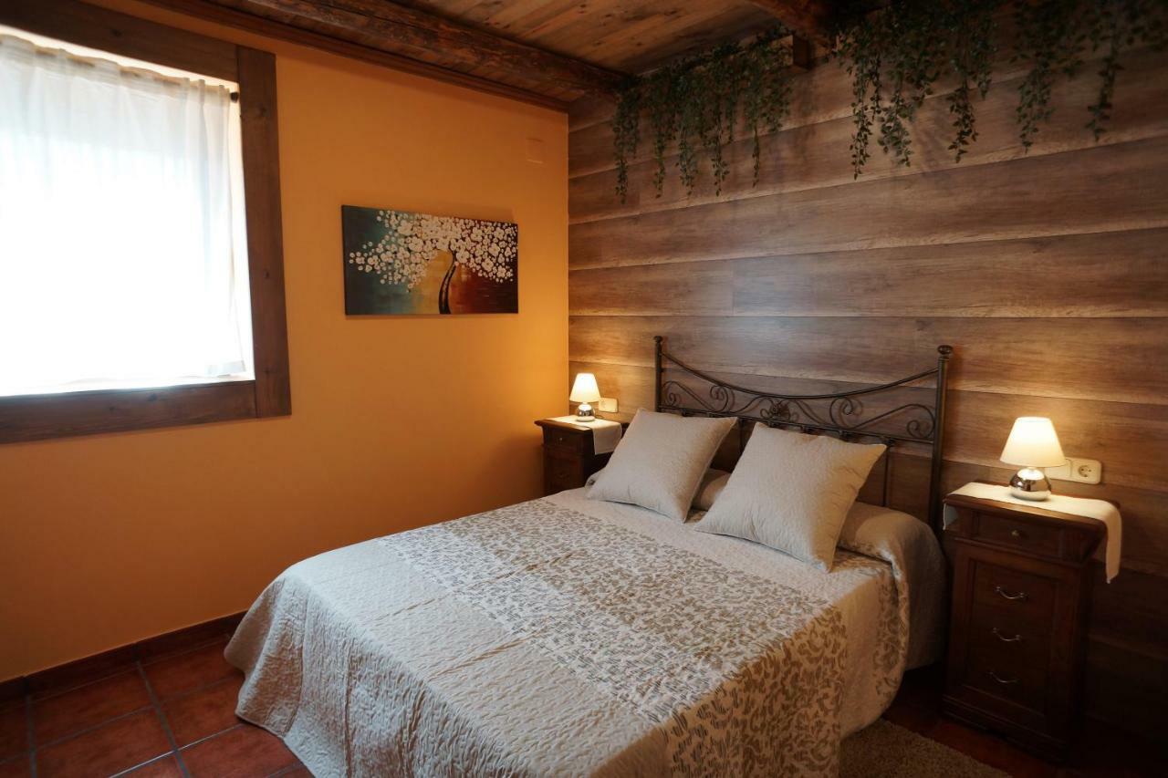 La Casa De La Abuela Mari Villa Trescasas Luaran gambar