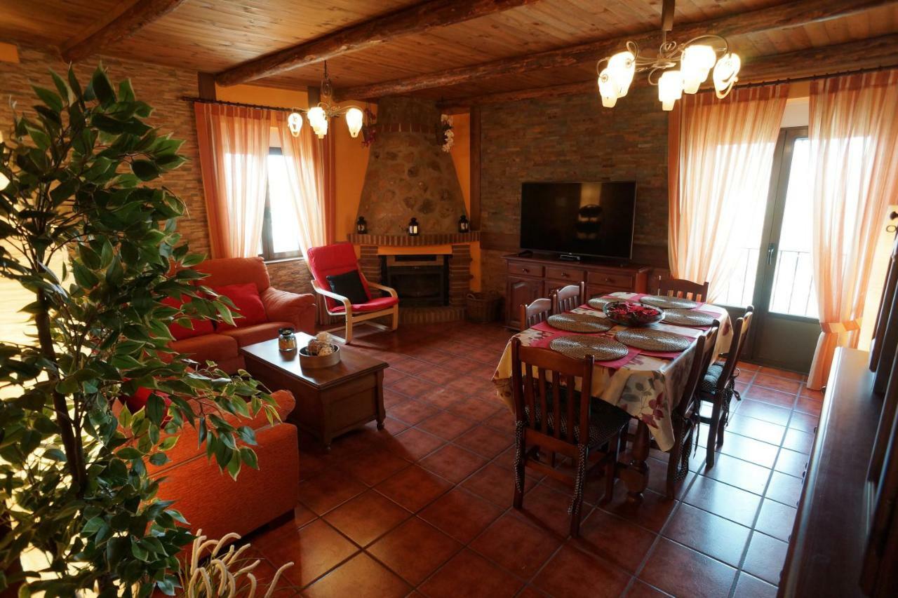 La Casa De La Abuela Mari Villa Trescasas Luaran gambar